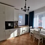 Kolorowa 3*
