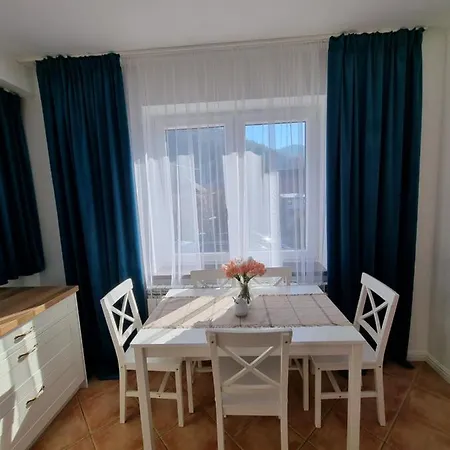 Pensjonat Kolorowa 3*